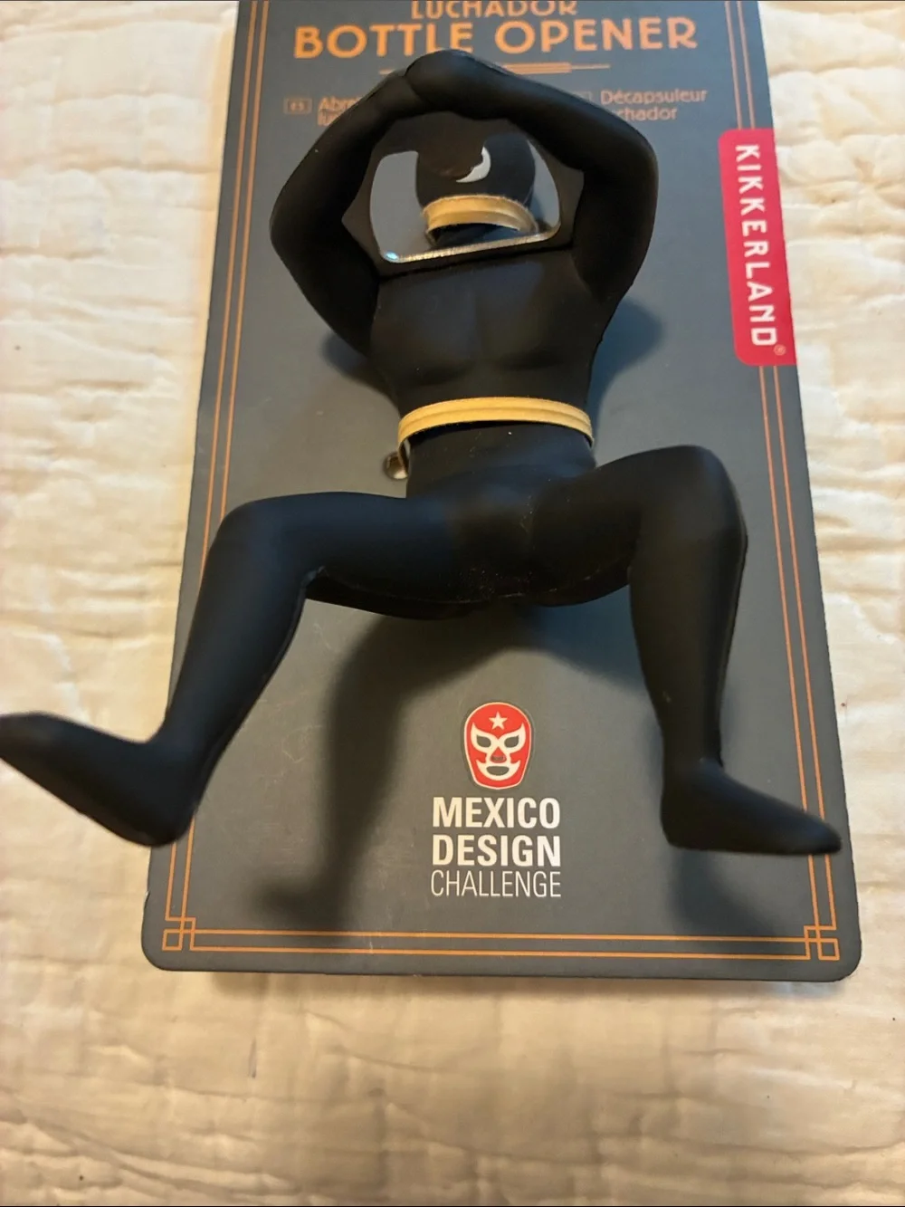 Kikkerland playful luchador
